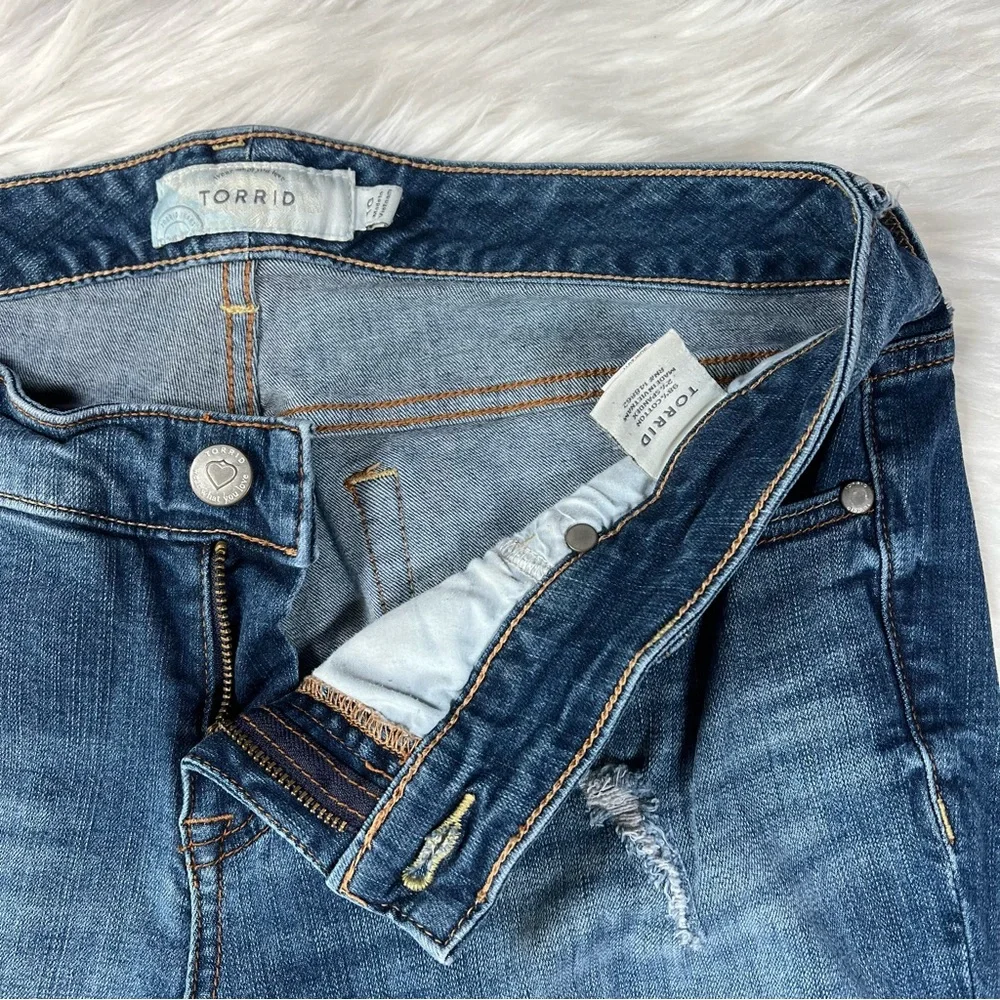 Torrid Distressed Skinny Jeans‎